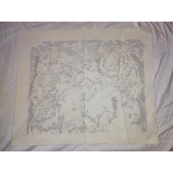 19.5"X 16" Lions & Tigers Vintage Needlepoint Printed Canvas ONLY Crewel - Picture 4 of 9